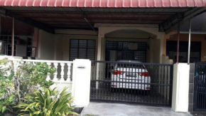  Wira Homestay Sungai Petani  Сунгаи Петани